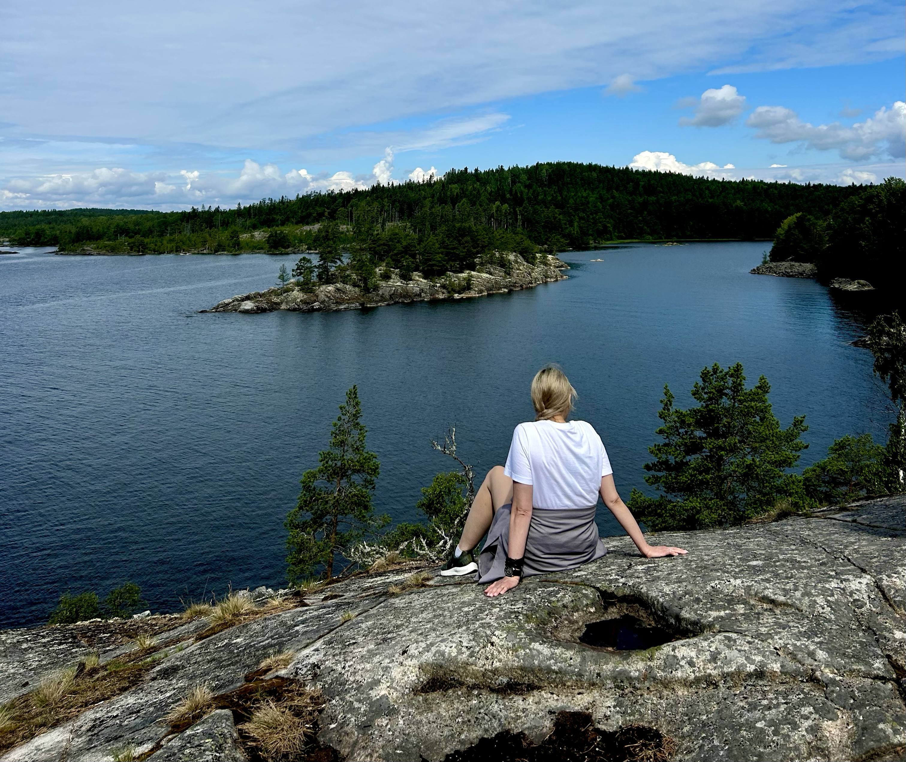 Перезагрузка: топ-места и домики на берегу. Комфорт+