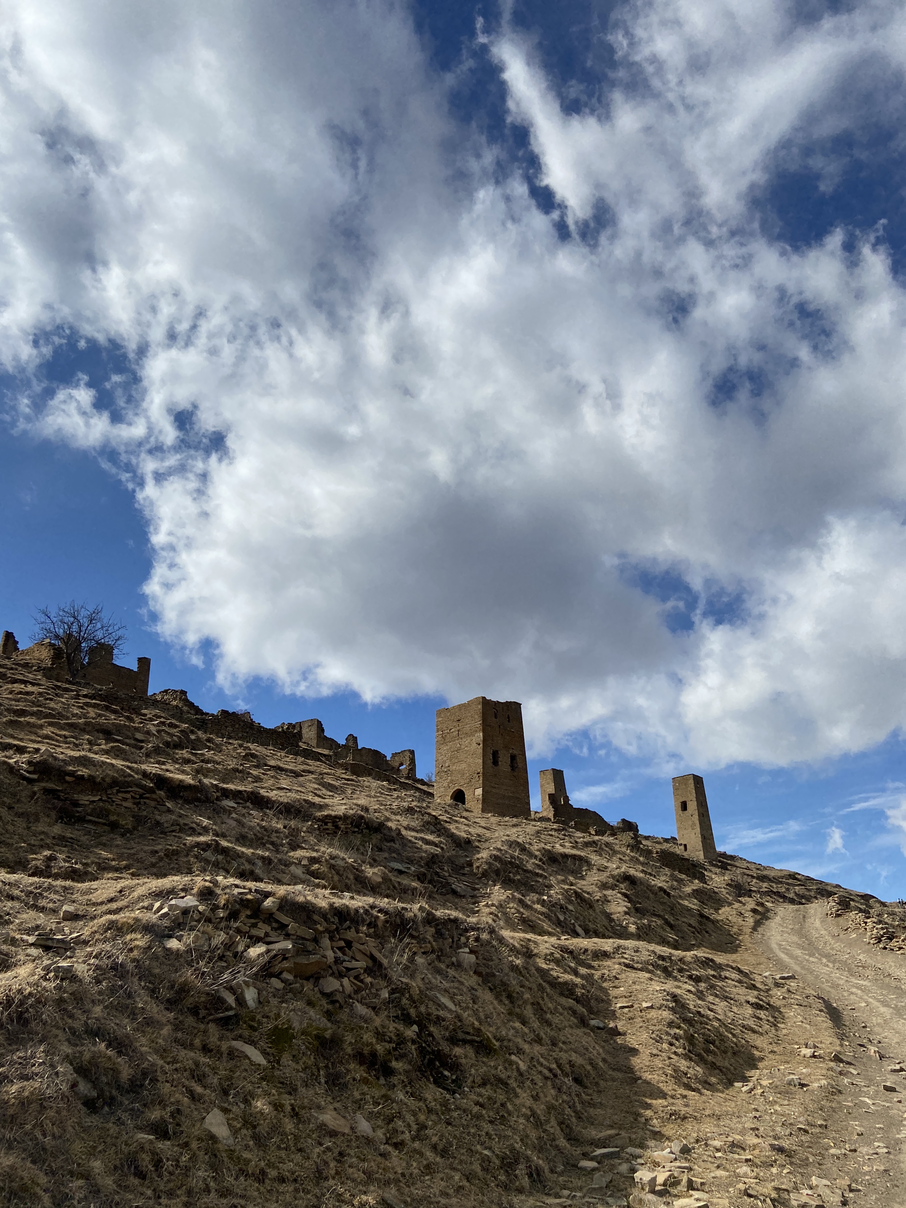 Гоор. Язык тролля. Датуна. Карадахская теснина