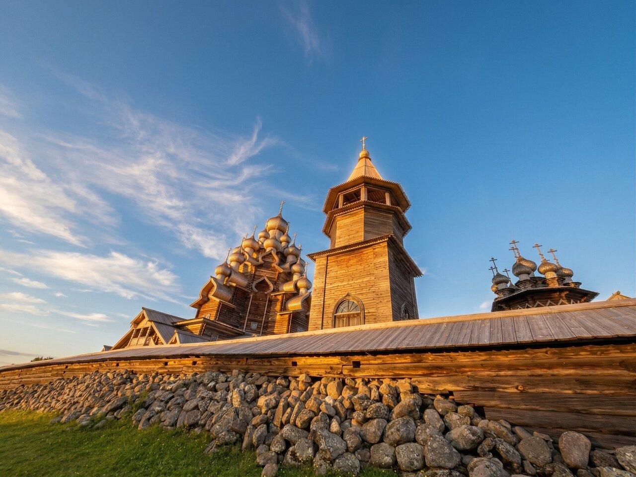 Петрозаводск, Кижи на метеоре через Онежское озеро