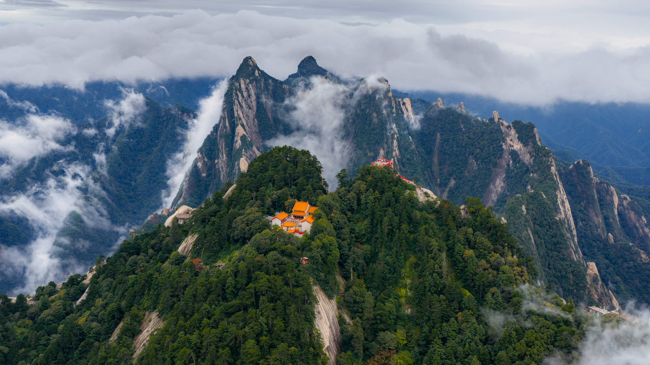 Хуашань (Mount Huashan)