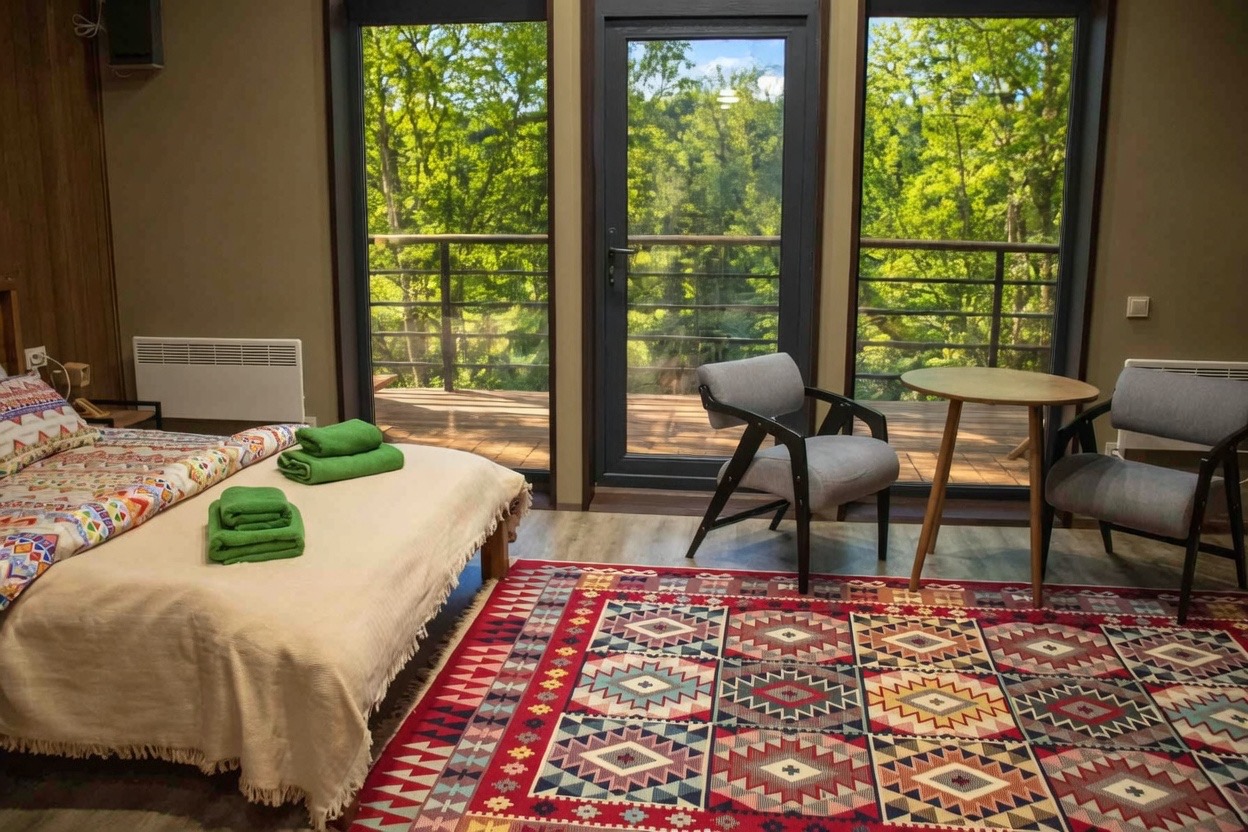 Сказка севера: эко-отель в лесу + 3 экскурсии