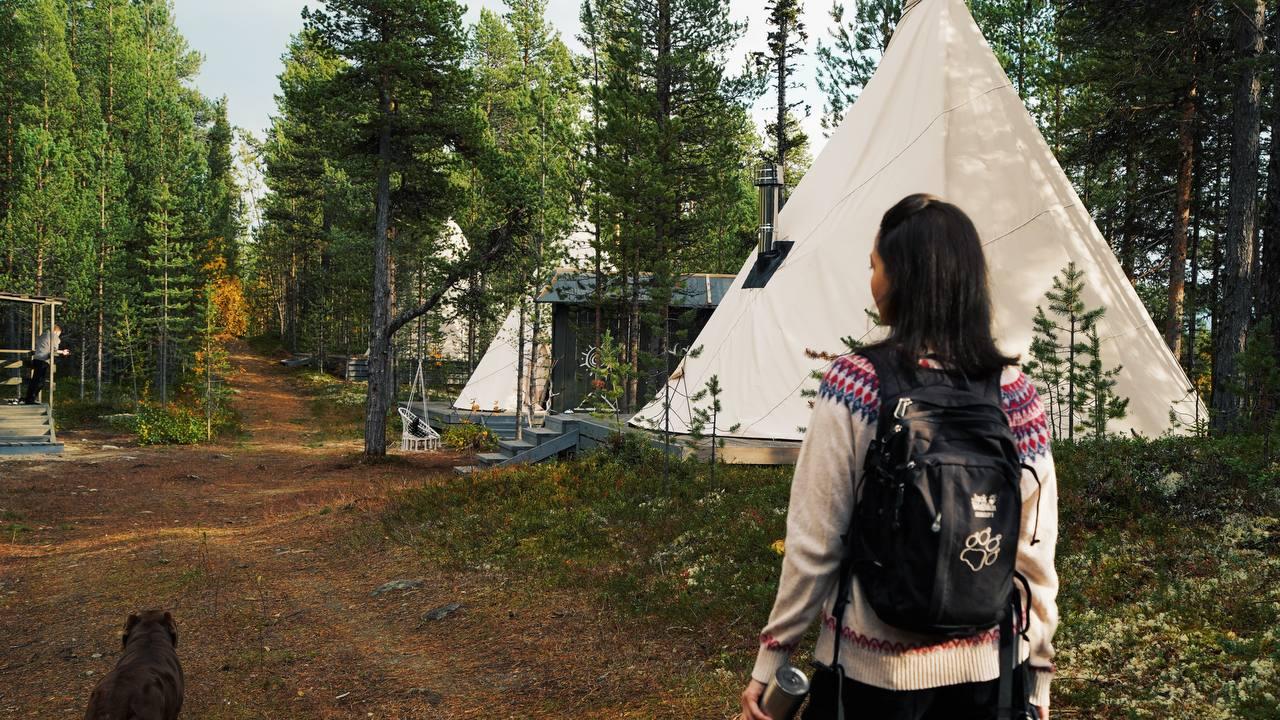 Прилет в Мурманск, Ловозеро, баня и ночь в чуме