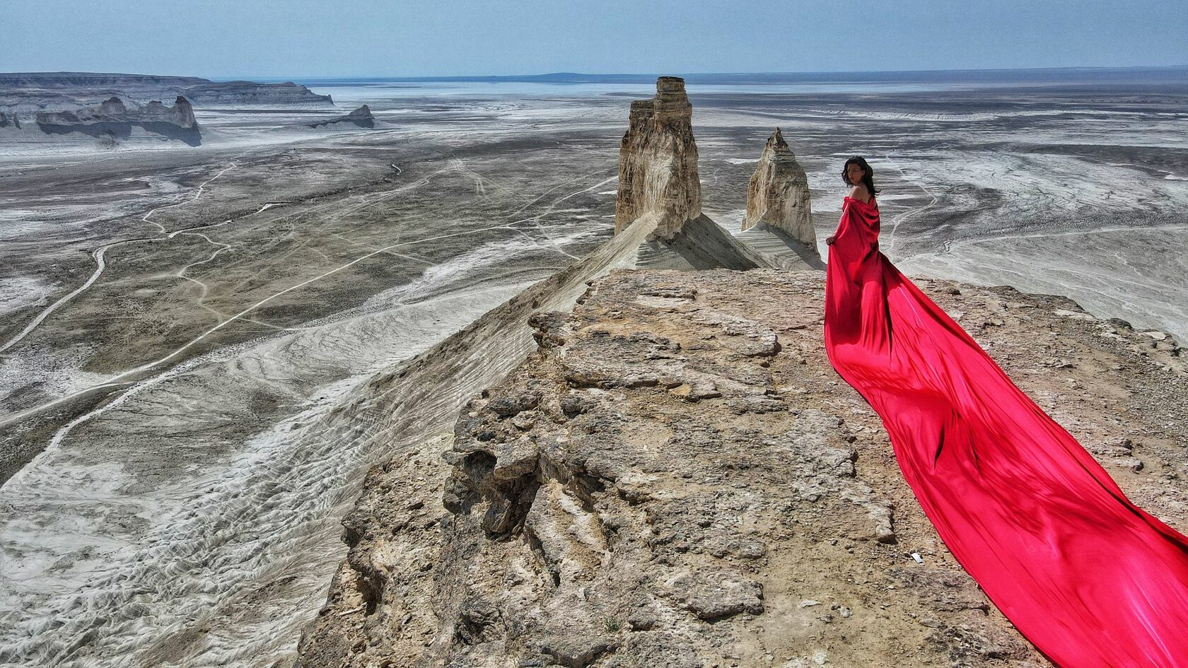 Мангистау:Джип-сафари с Мзунгу к легендарной Босжире и Упавшей Земле