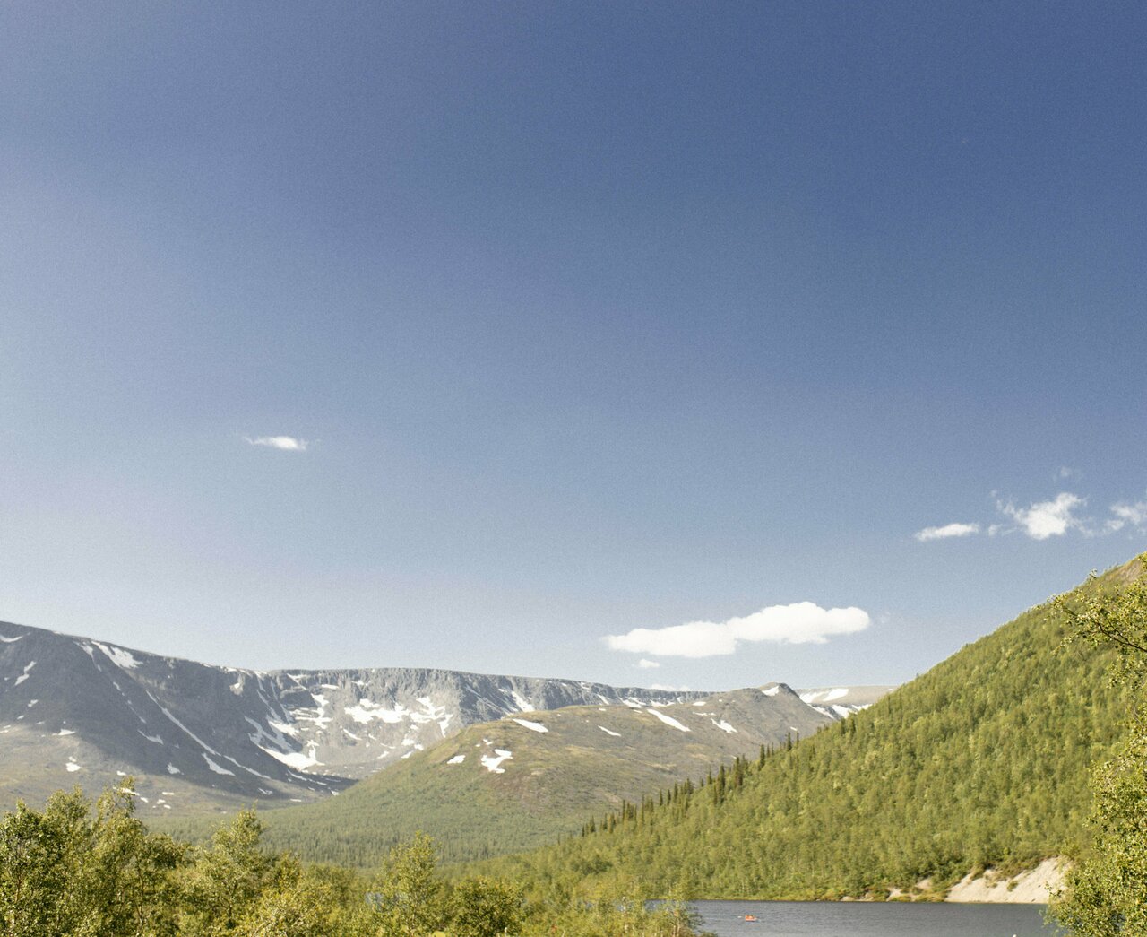 Неспешное прощание с Севером