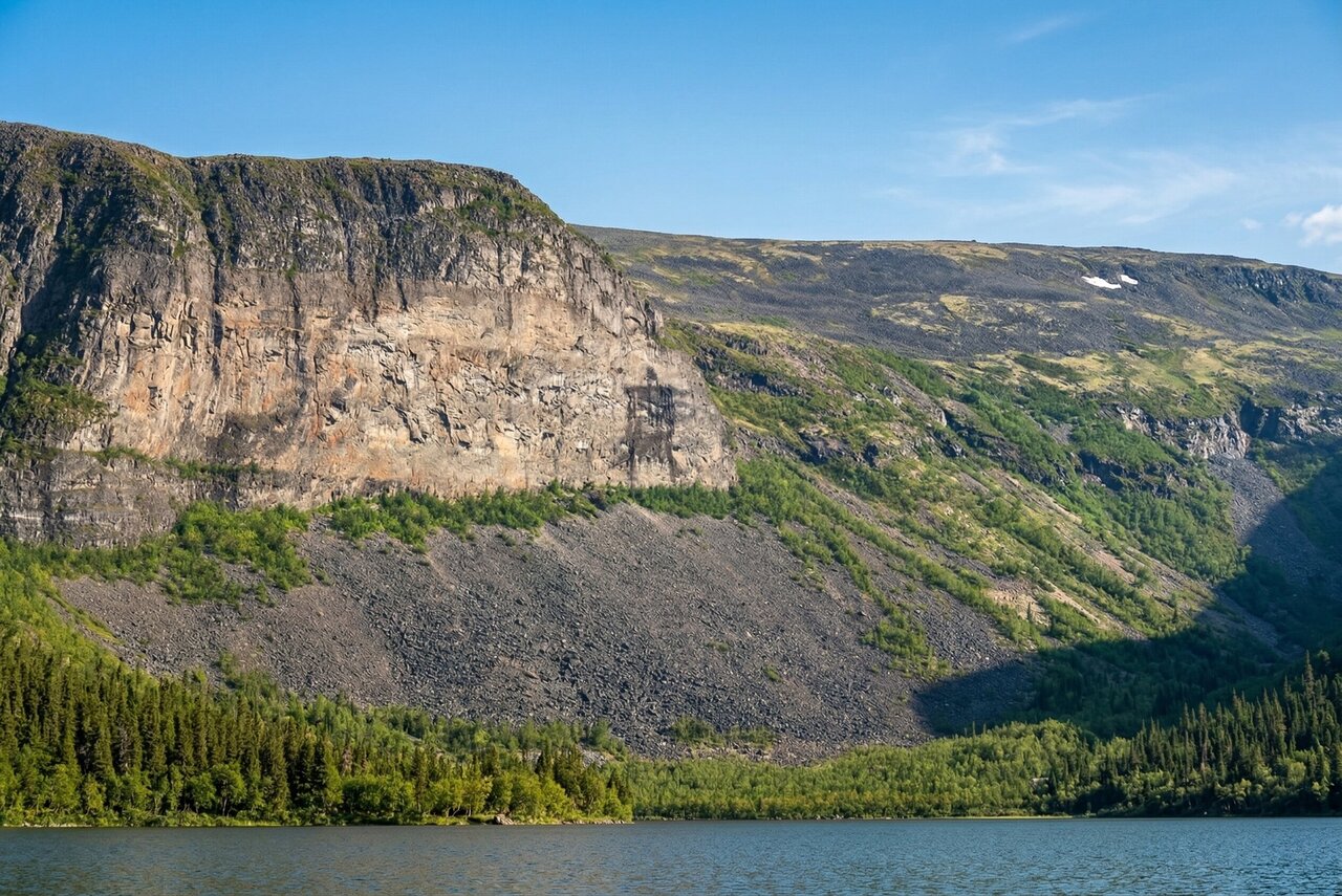 К Сейдозеру на катере, сердце Хибин