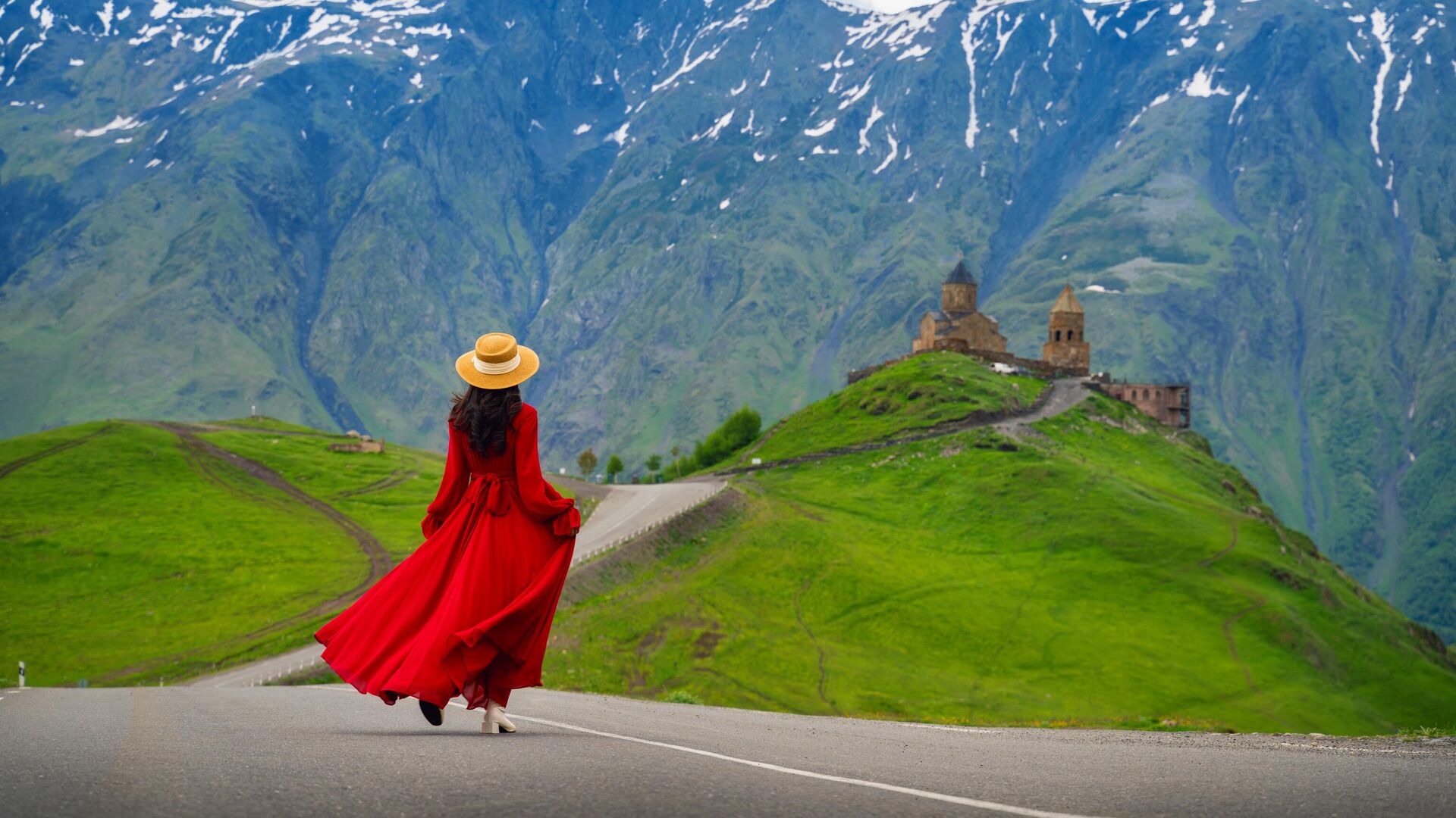 В Казбеги! За приключениями, великолепными видами и памятниками истории