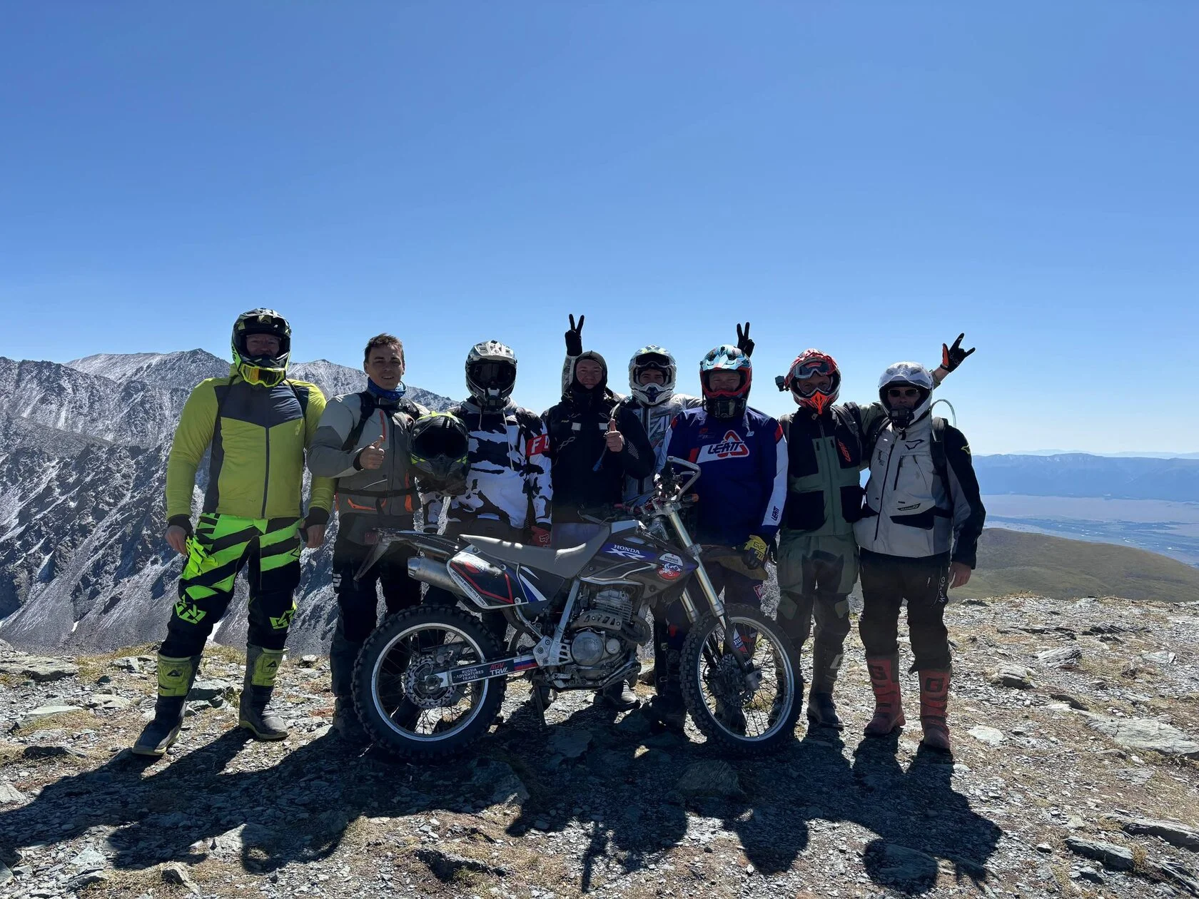 Мототур на эндуро по Алтаю: Каракольские озёра, Акташский ретранслятор, Чуйский тракт