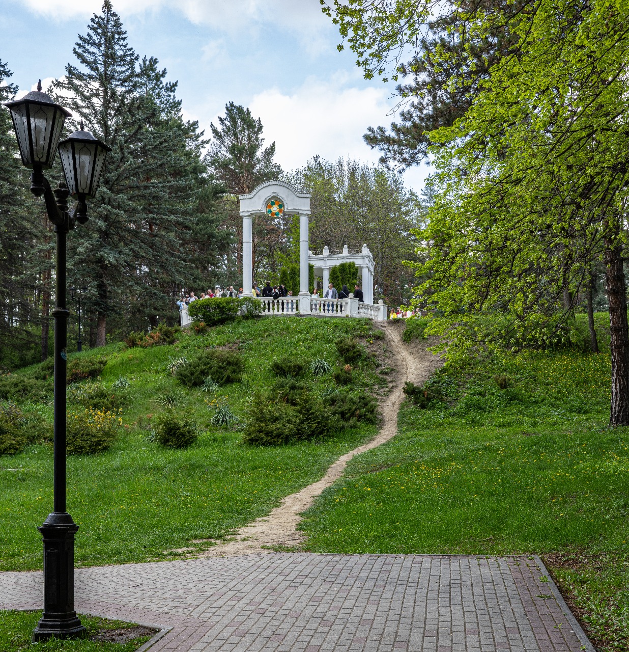 Тур Ожерелье Северного Кавказа за 4 дня. Эльбрус, Домбай, Пятигорск и Кисловодск