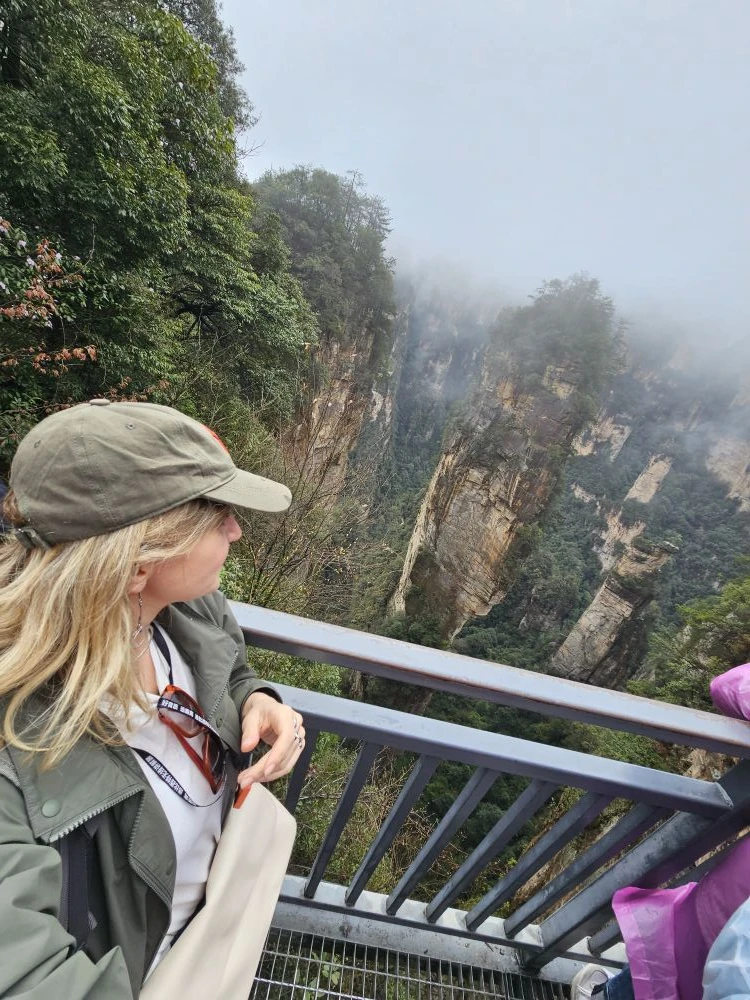 Парк Аватара-Фэнхуан-Фужун 5 дней. Билеты включены! Отель 4 звезды!