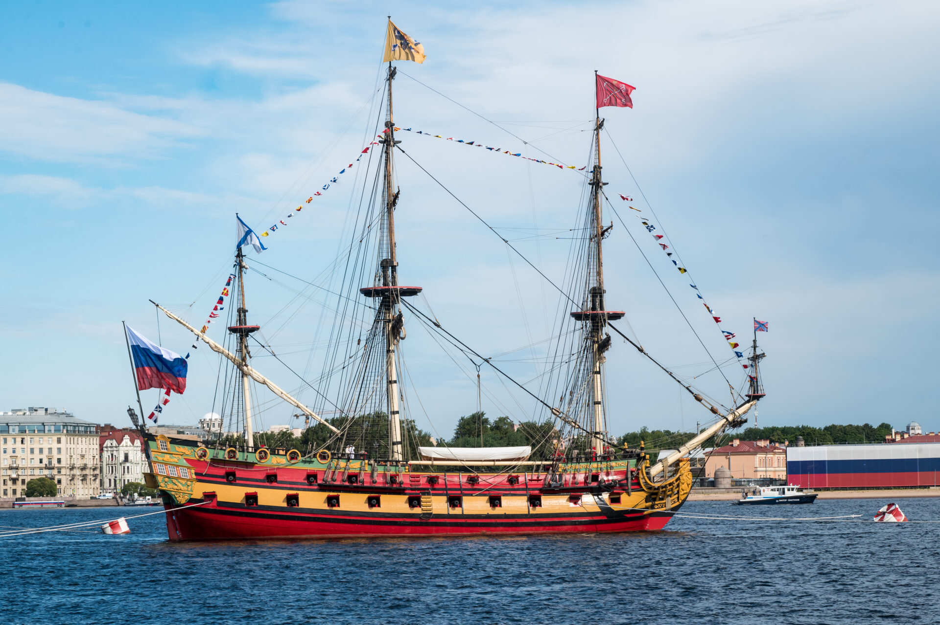 Парусный поход на фишкуттере Лукулл: форты, острова и ветер Финского залива