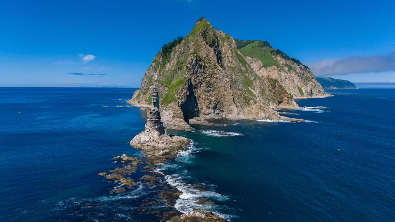 Белое и черное: Контрасты Сахалина и  Итурупа