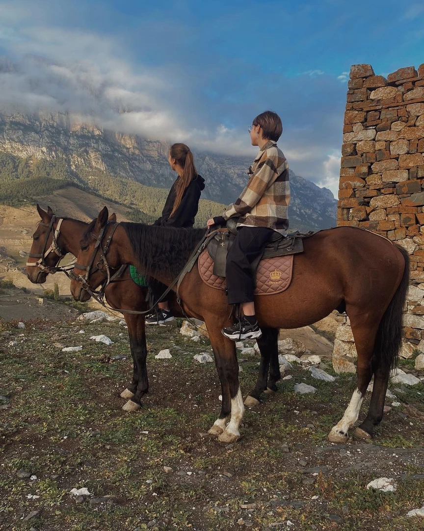 Цейское ущелье и прогулки в горах на джипах