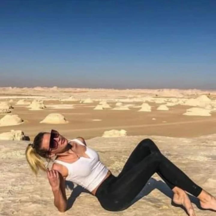 Романтика под звездами белой и чёрной пустыни