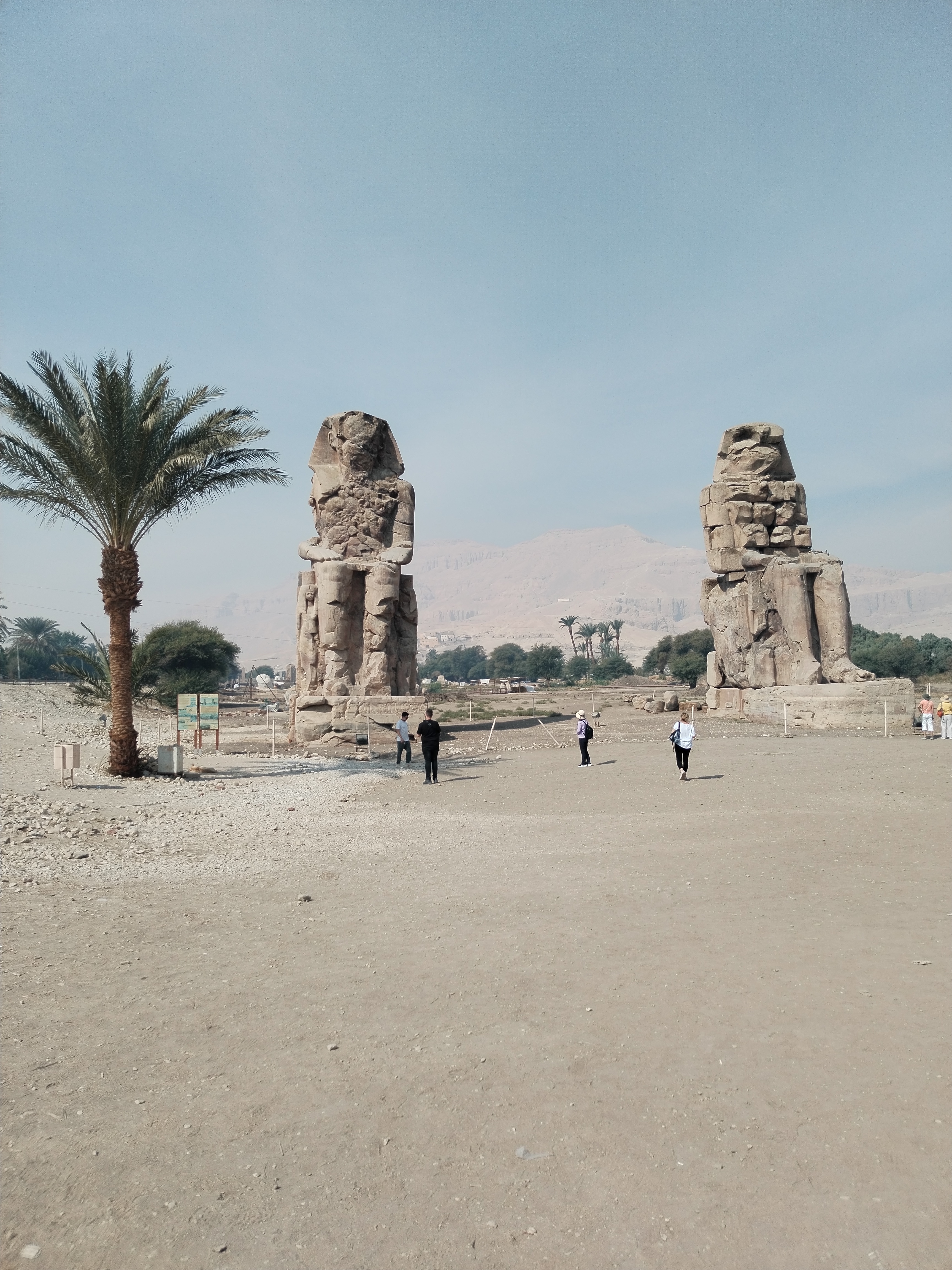 Луксор-город вечности