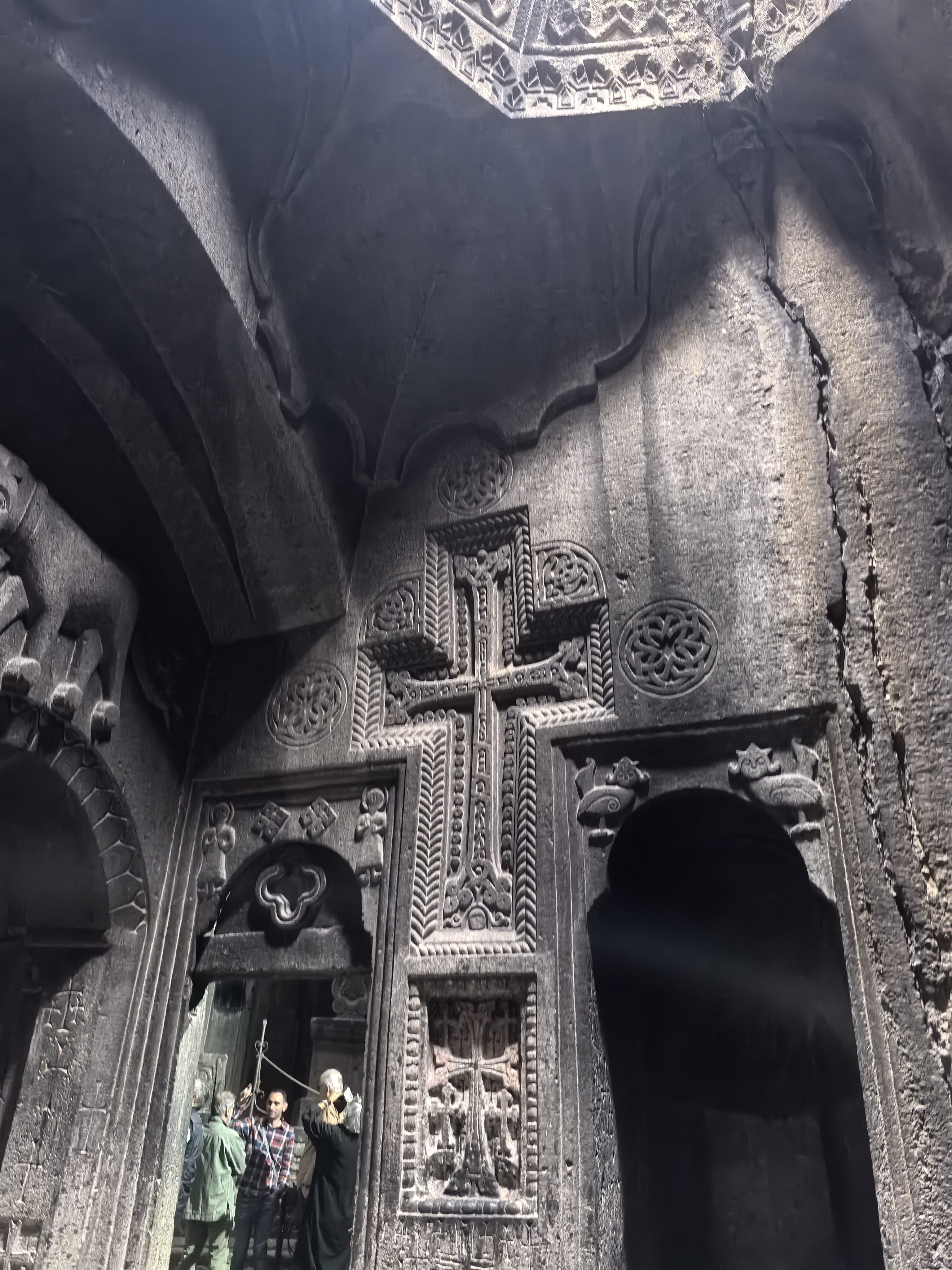 Гарни, Гегард, Симфония камней, Азат