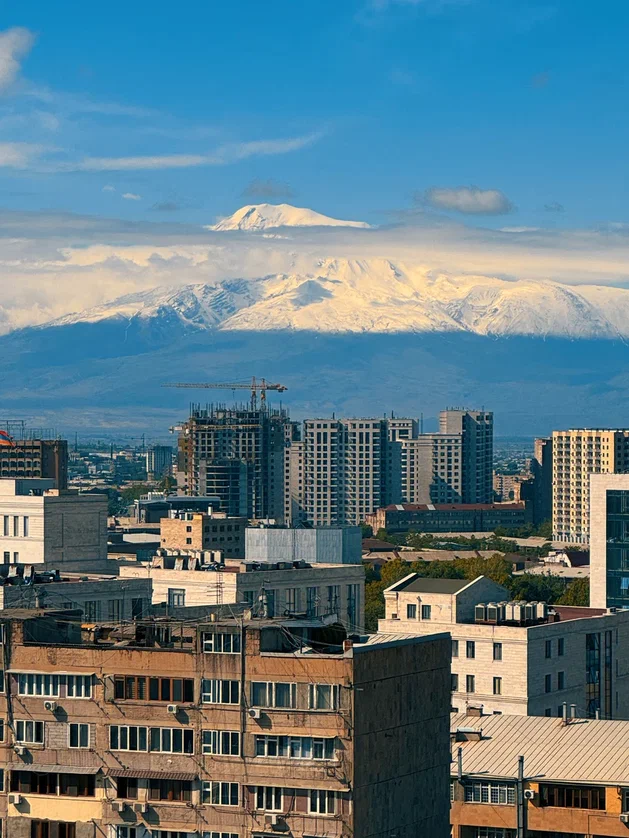Армения. История, горы, вино