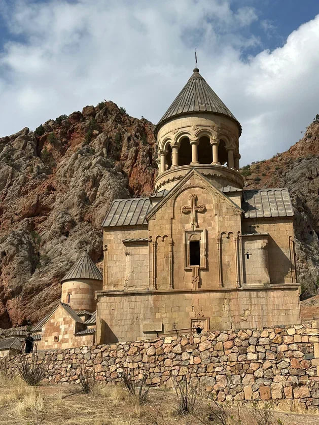 Армения. История, горы, вино (4/16)