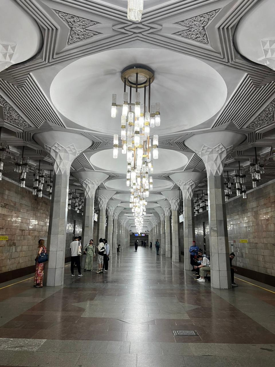 Сказочные города и горы Узбекистана (24/38)