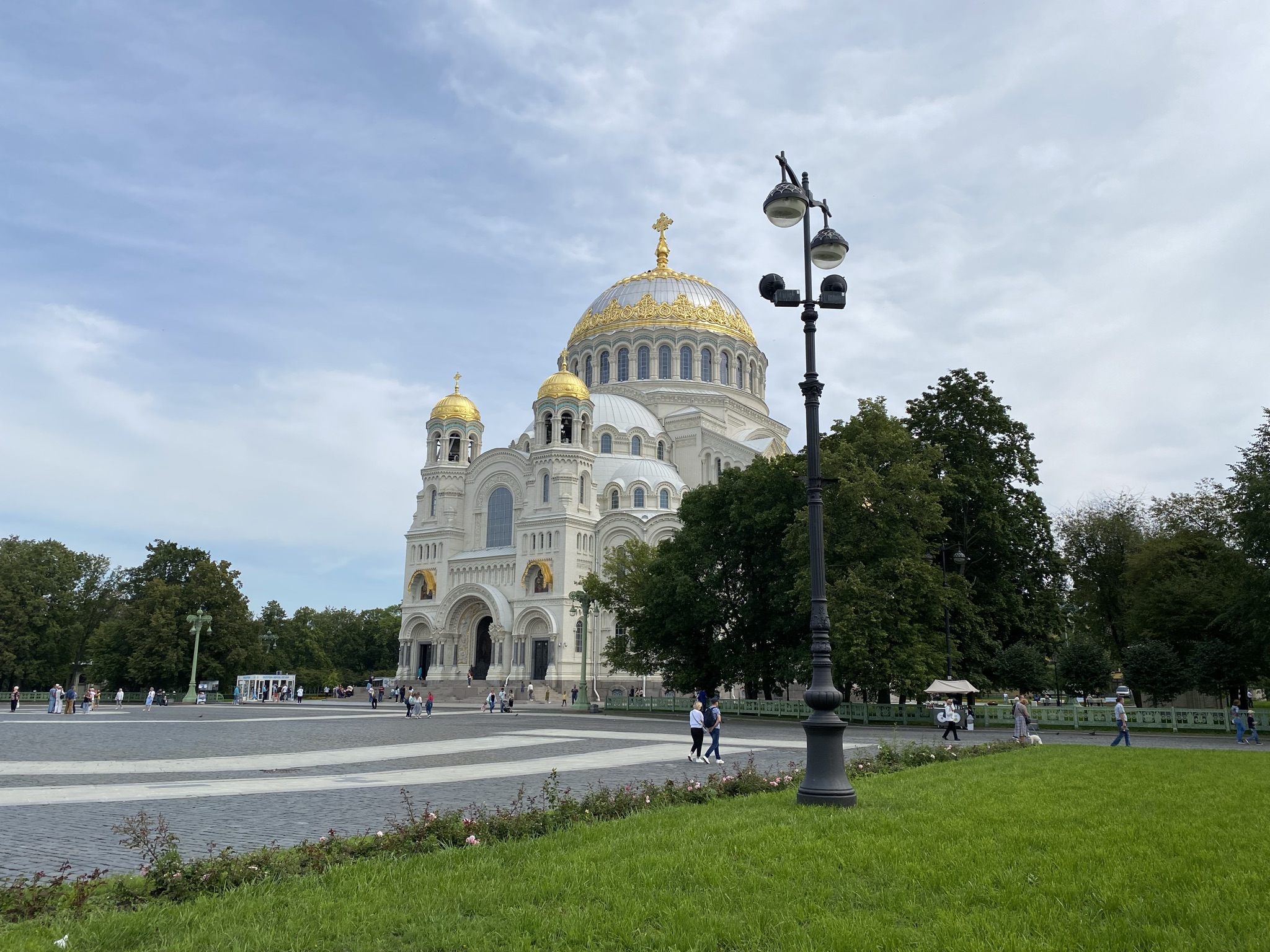 Незабываемые дни на берегах Невы