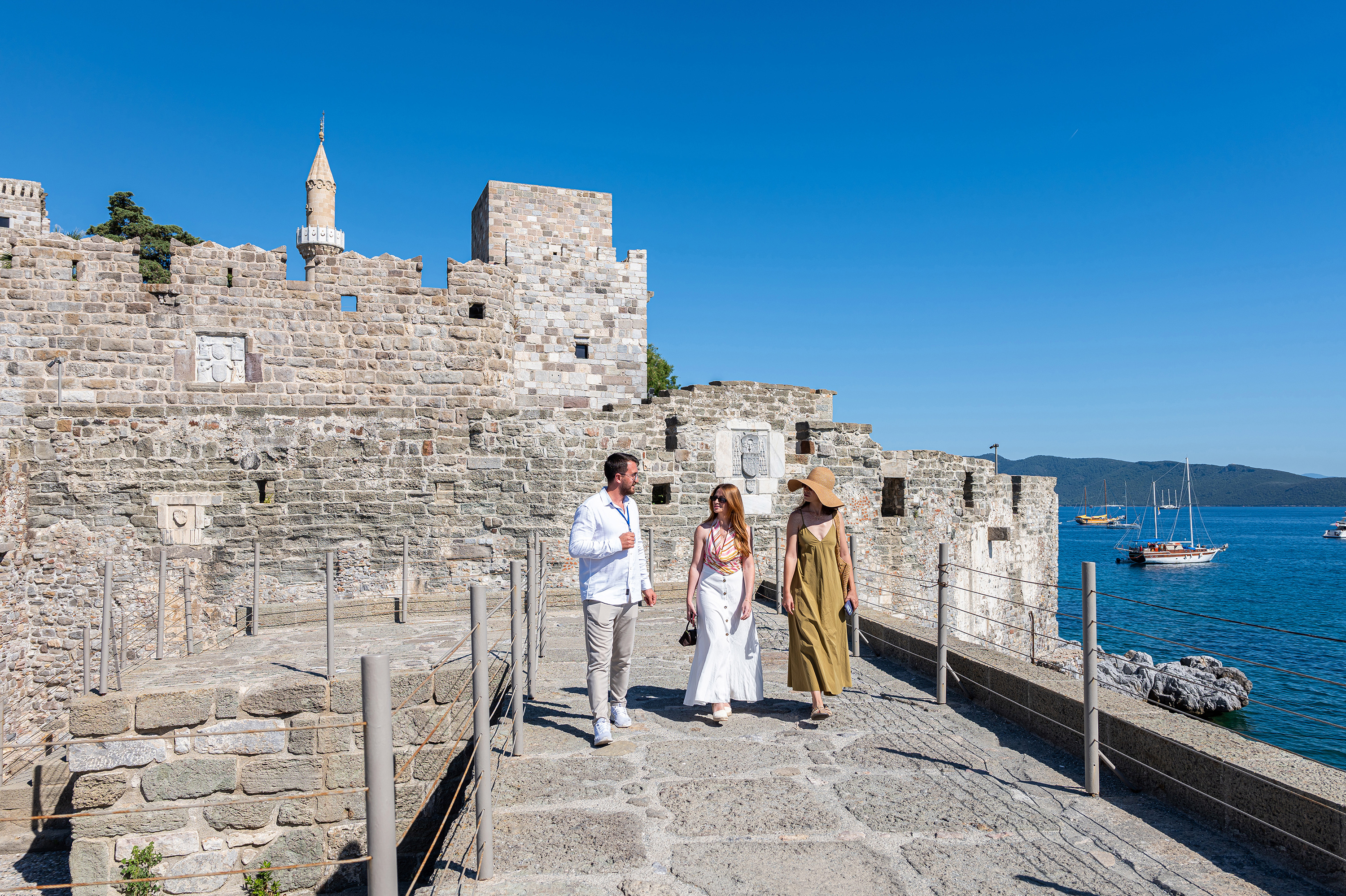 Private Bodrum City, Castle, Underwater Museum, Amphitheatre Tour All-Inclusive Vip (1/17)
