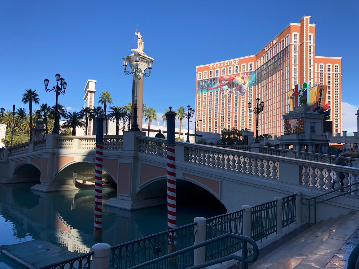 Американская экзотика (19/33)