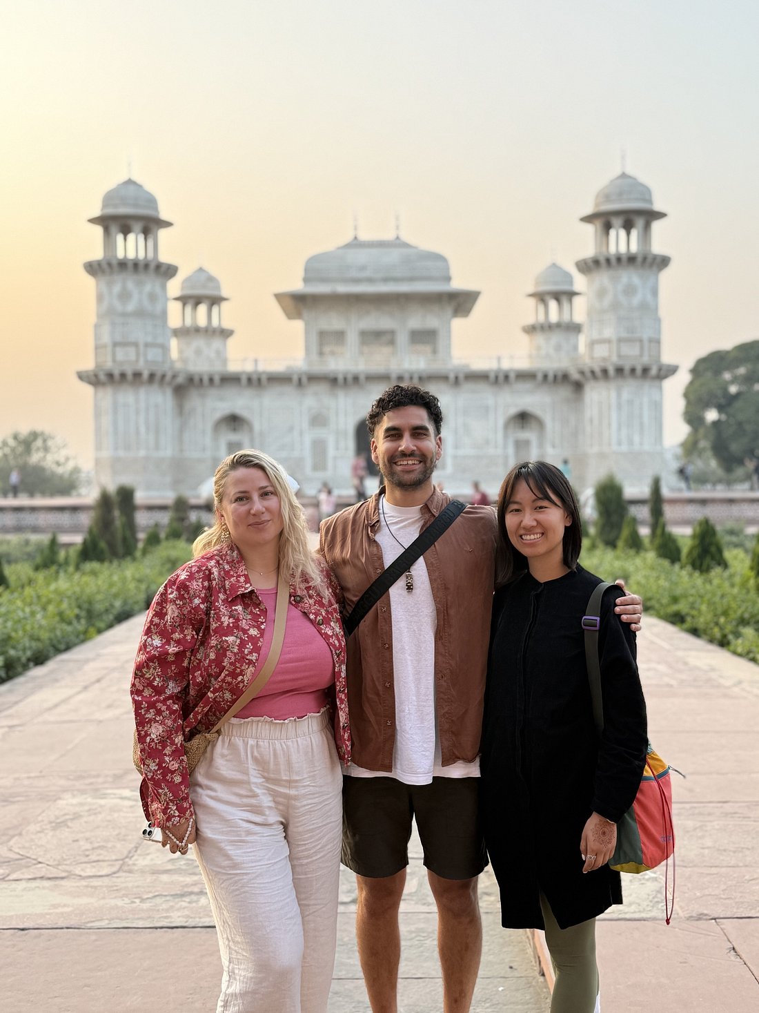 From Delhi: Taj Mahal & Agra Tour by Car (8/26)