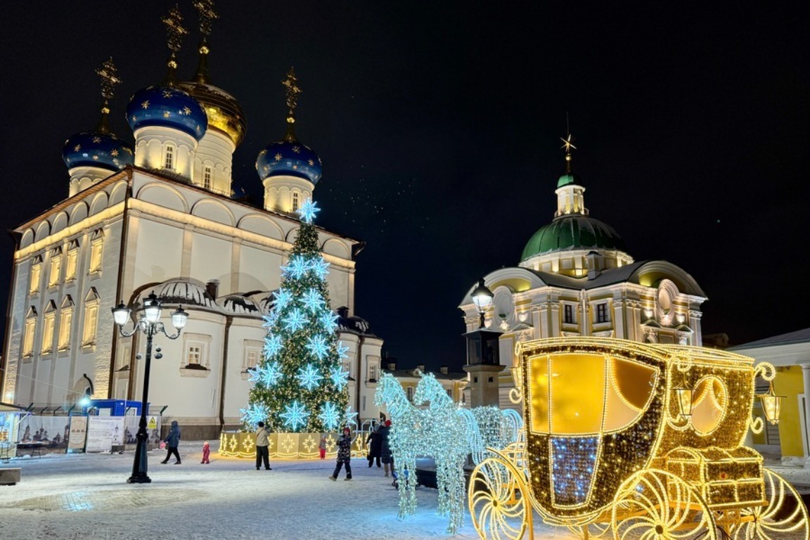 Сверкающий Новый год в сказочной Твери (7/12)