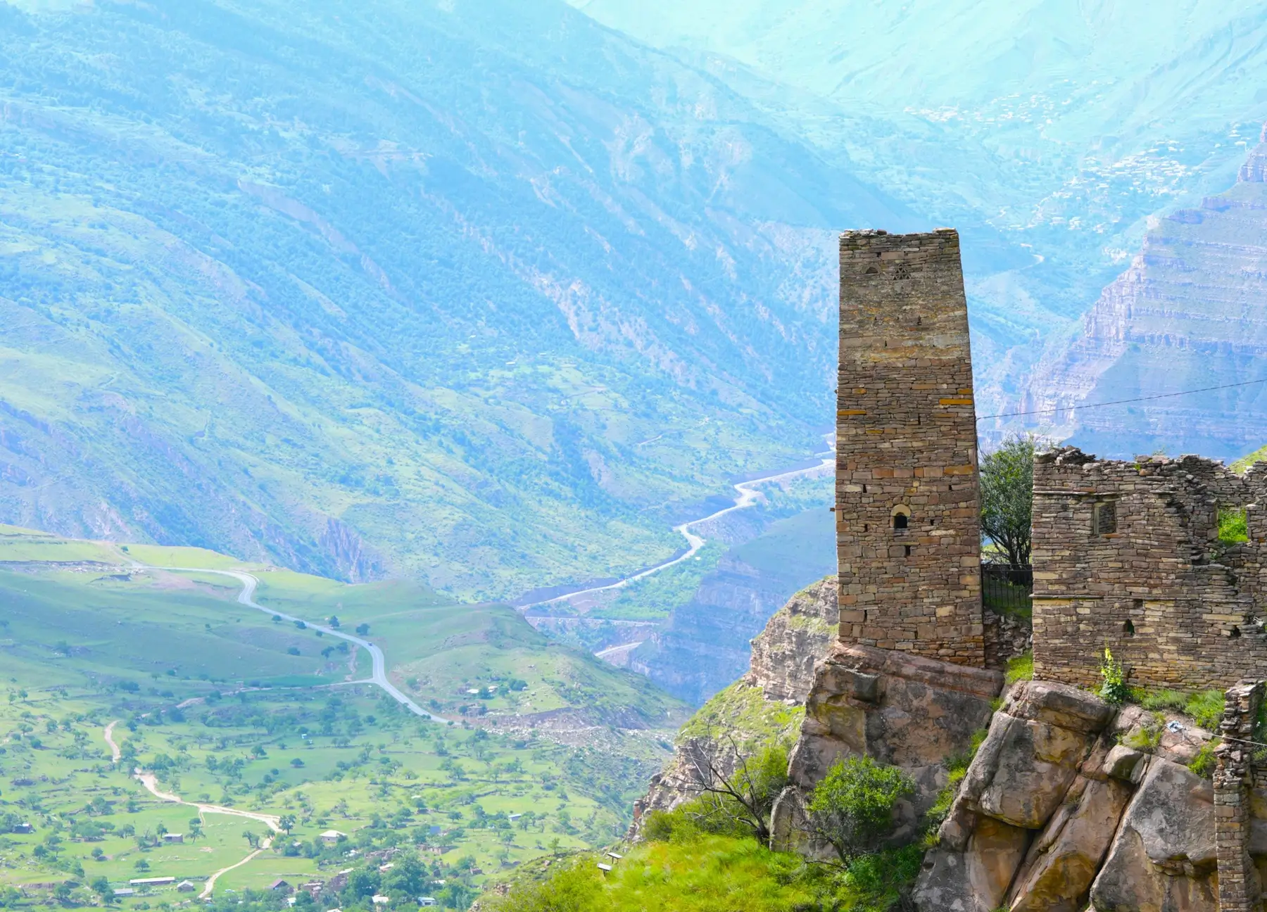 Заброшенные аулы и Язык Тролля
