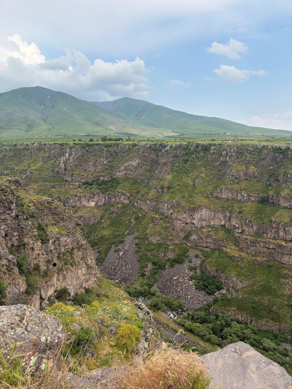 Древняя Армения: Сагмосаванк, Амберд, Гюмри и Ереруйк (5/26)