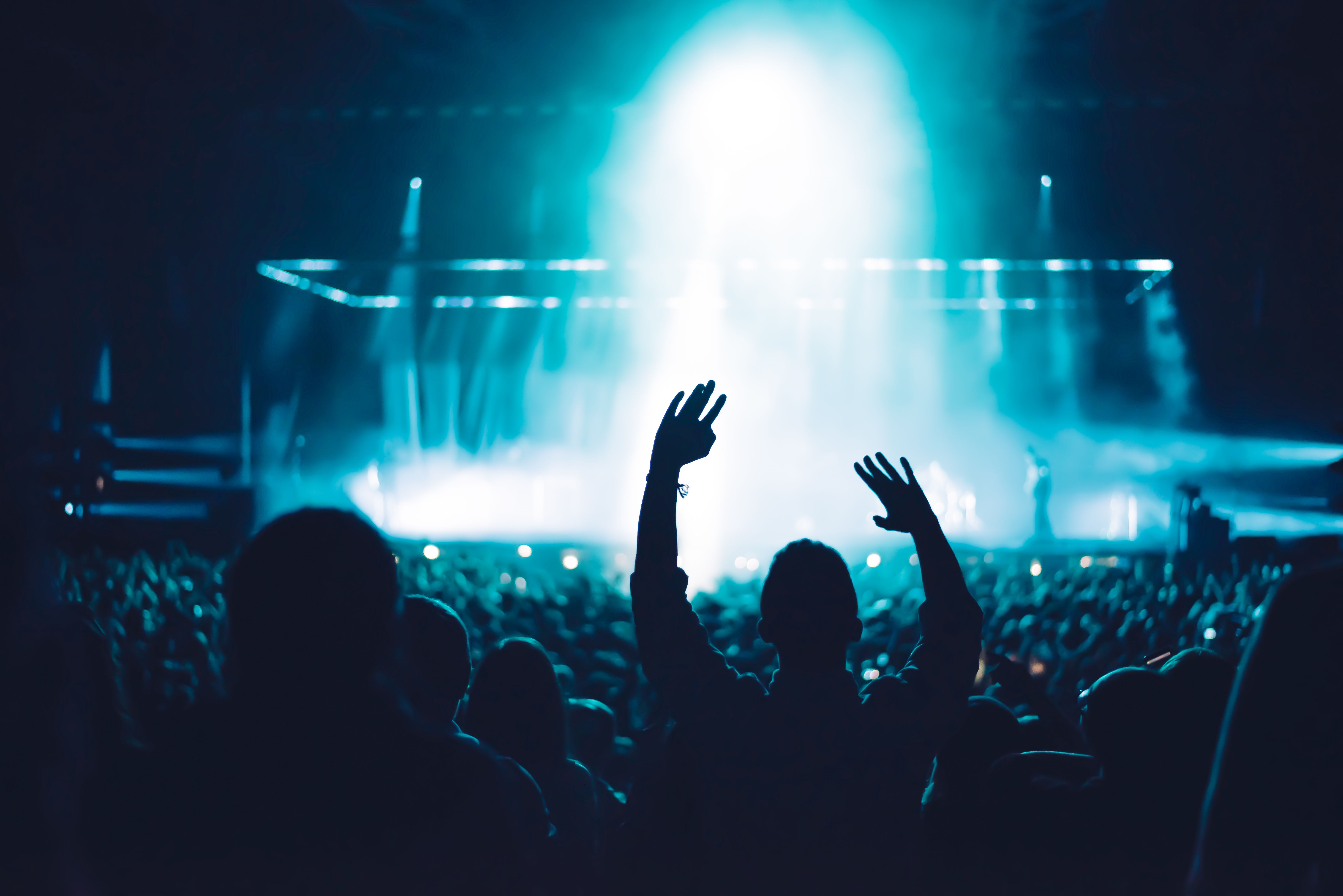 The Weeknd в Бангкоке: концерт, небоскрёбы и ночная Азия (8/15)