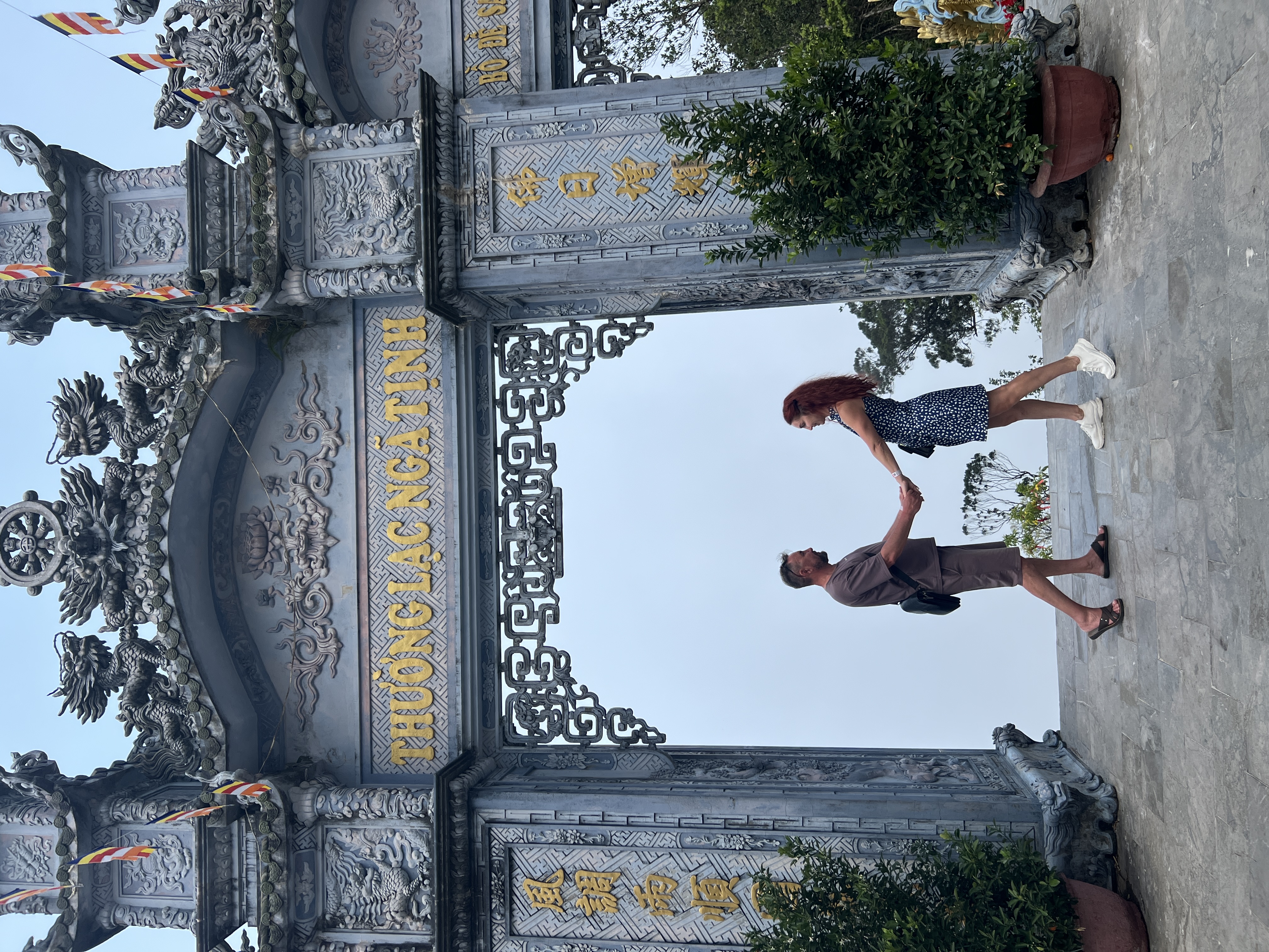 Ba Na Hills и Руки Бога