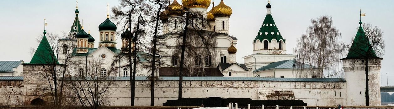 Туры в Кострому на Новый год 2026-2027