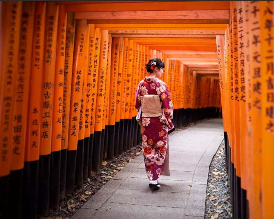 JAPAN - SAKURA, ISLANDS, TEMPLES, ONSENS