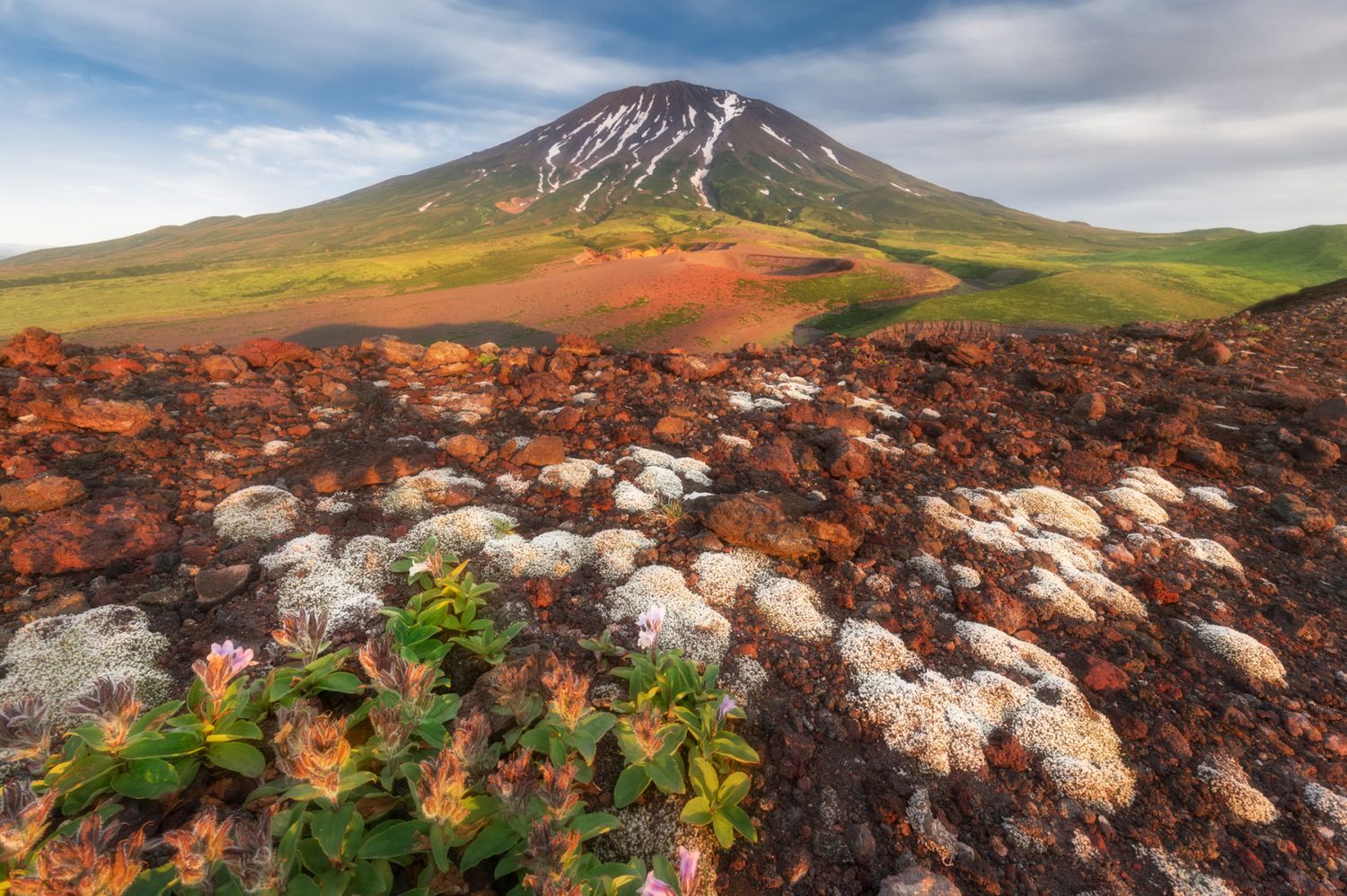 КУРИЛЫ. ПОЛЮС НЕДОСТУПНОСТИ : Сахалин и Курильские острова (Фототур) тур по  цене от 280 000 ₽ · YouTravel.Me