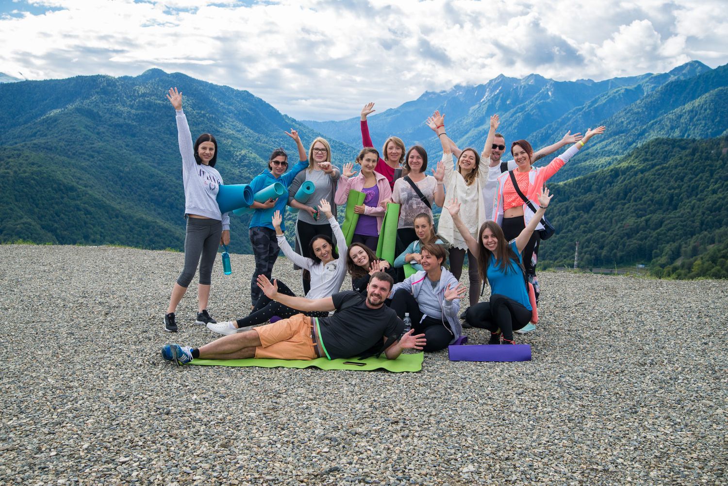 Йога-тур выходного дня в Сочи, Красная Поляна yoga тур : Краснодарский край  (Йога и ретриты) тур по цене от 12 800 ₽ · YouTravel.Me