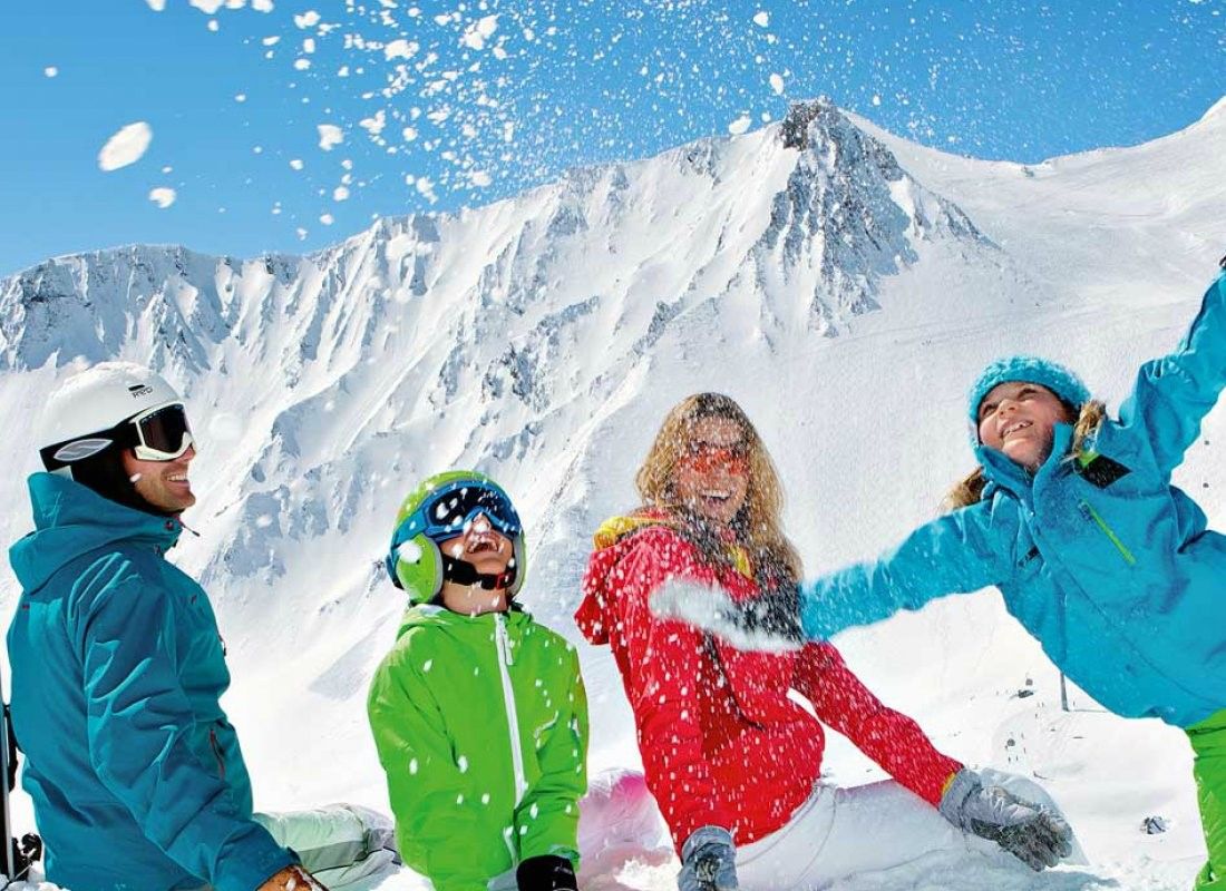 Андорра горные лыжи. Зимний туризм. Горнолыжный туроператор. Безопасность в туризме. Горнолыжный туроператор.