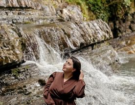 Фотопрогулка к водопадам и чайной плантации на 16 iphone Pro max (цена за 1-4 чел.)