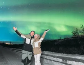 Териберка + Киты + Северное сияние. Комфорт тур до 6 чел. Тундра, хаски и олени