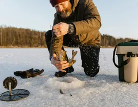 Мужской премиальный тур в Карелию: Рускеала, хивусы, зимняя рыбалка, водопады.