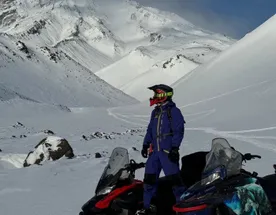 Снегоходный тур к вулканам на Камчатке