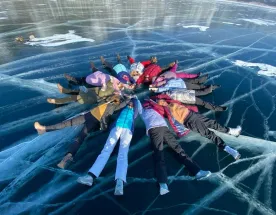 Душевная вечеринка на льду Байкала