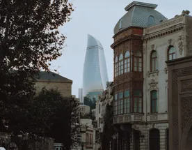 Баку: плов, ковры и разговоры