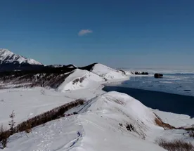 Зимний Сахалин: горнолыжка, снегоходы и голубые бухты
