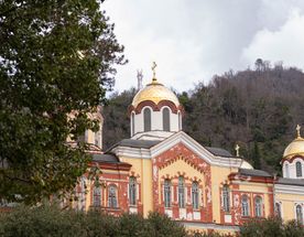 Встречайте Новый год в стране Вечного Лета!  Абхазия