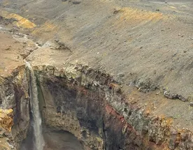 Каньон Опасный и Дачные источники: мощь воды и дыхание Земли