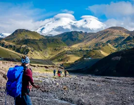 Восхождение на Эльбрус с севера: честный путь без канаток и ратраков
