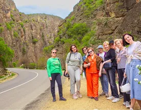 Путь на юг. Арарат, канатка, Татев