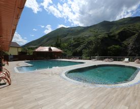 Южный Дагестан: путешествие в Ахты и купание в термальных источниках. Все включено