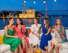 Девичник в Стамбуле Премиум: Приватная яхта, Отель с видом на Босфор, Отдых без толпы