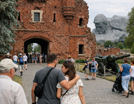 Экскурсия в Брестскую крепость и Беловежскую пущу с трансфером из Минска